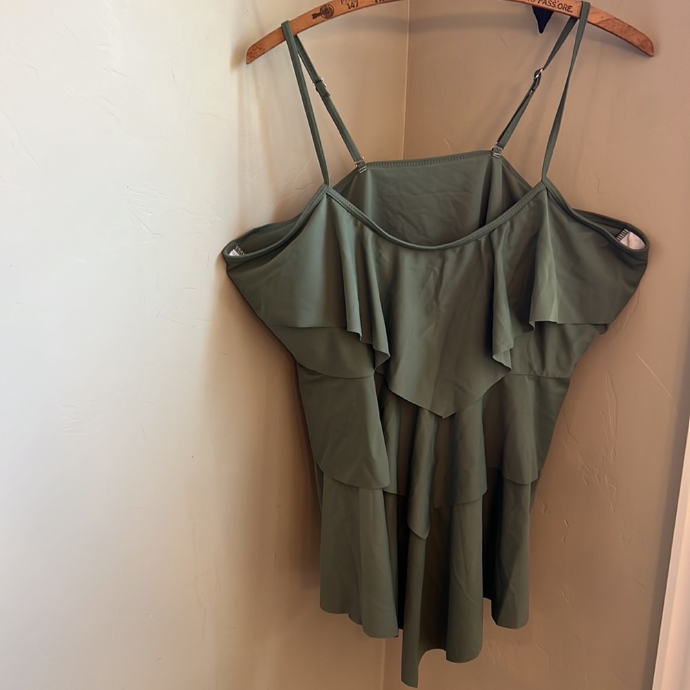 Holipick tankini swim top size 22w